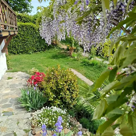 Leonardoshome Rockstairs Holiday home