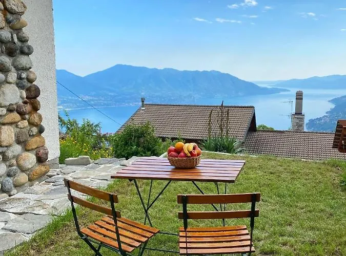 펜션 Leonardoshome Rockstairs 트라레고